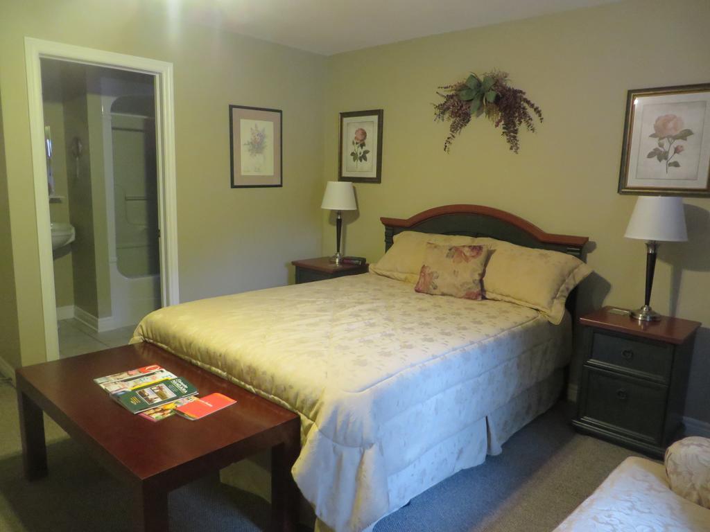 Villa Gardenia Bed & Breakfast Niagara Falls Room photo