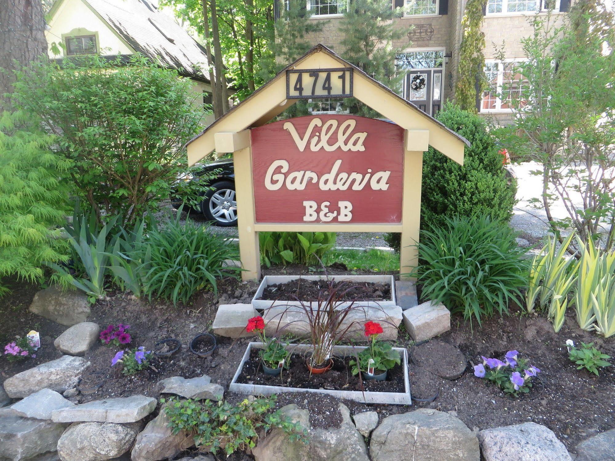 Villa Gardenia Bed & Breakfast Niagara Falls Exterior photo